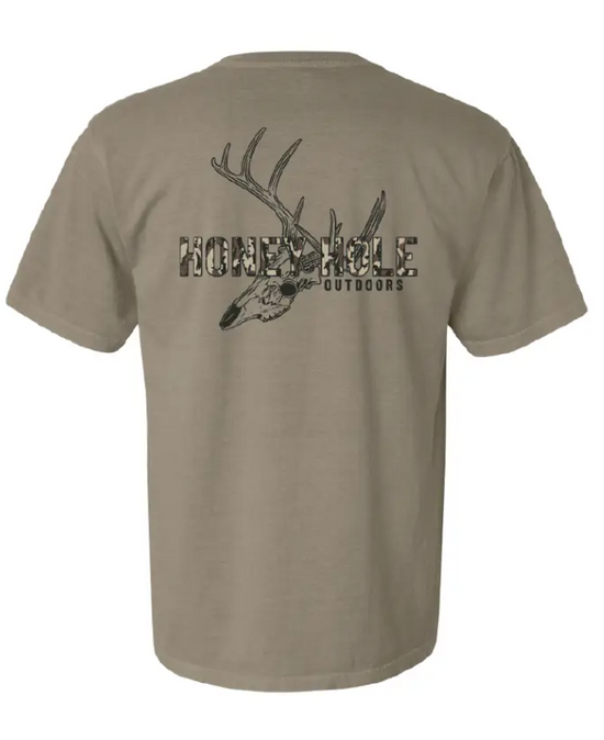 Honey Hole Short Sleeve - Skull Mount tee shirt