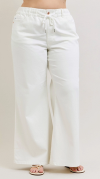 Judy Blue HW Featherweight Palazzo White Jeans – Plus