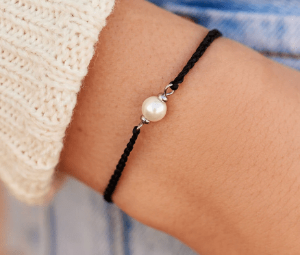 Rainbow charm pearl bracelet - Katherine Beck